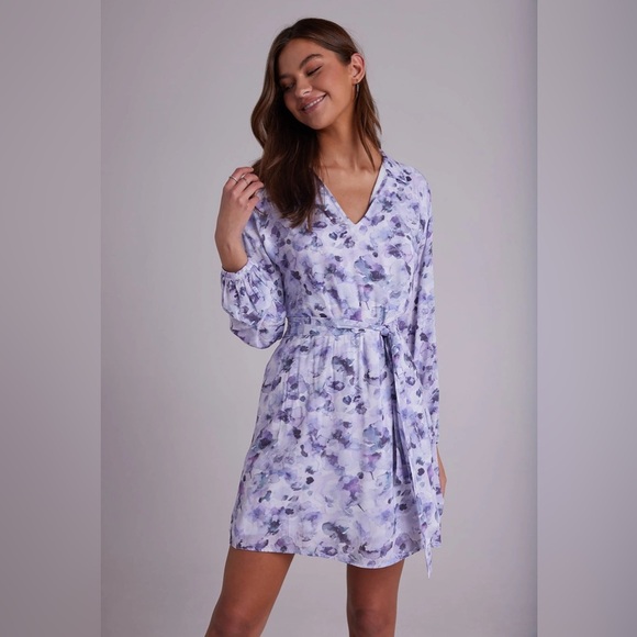 Bella Dahl Elastic Waist Tunic Dress- Lilac Floret - Picture 2 of 9